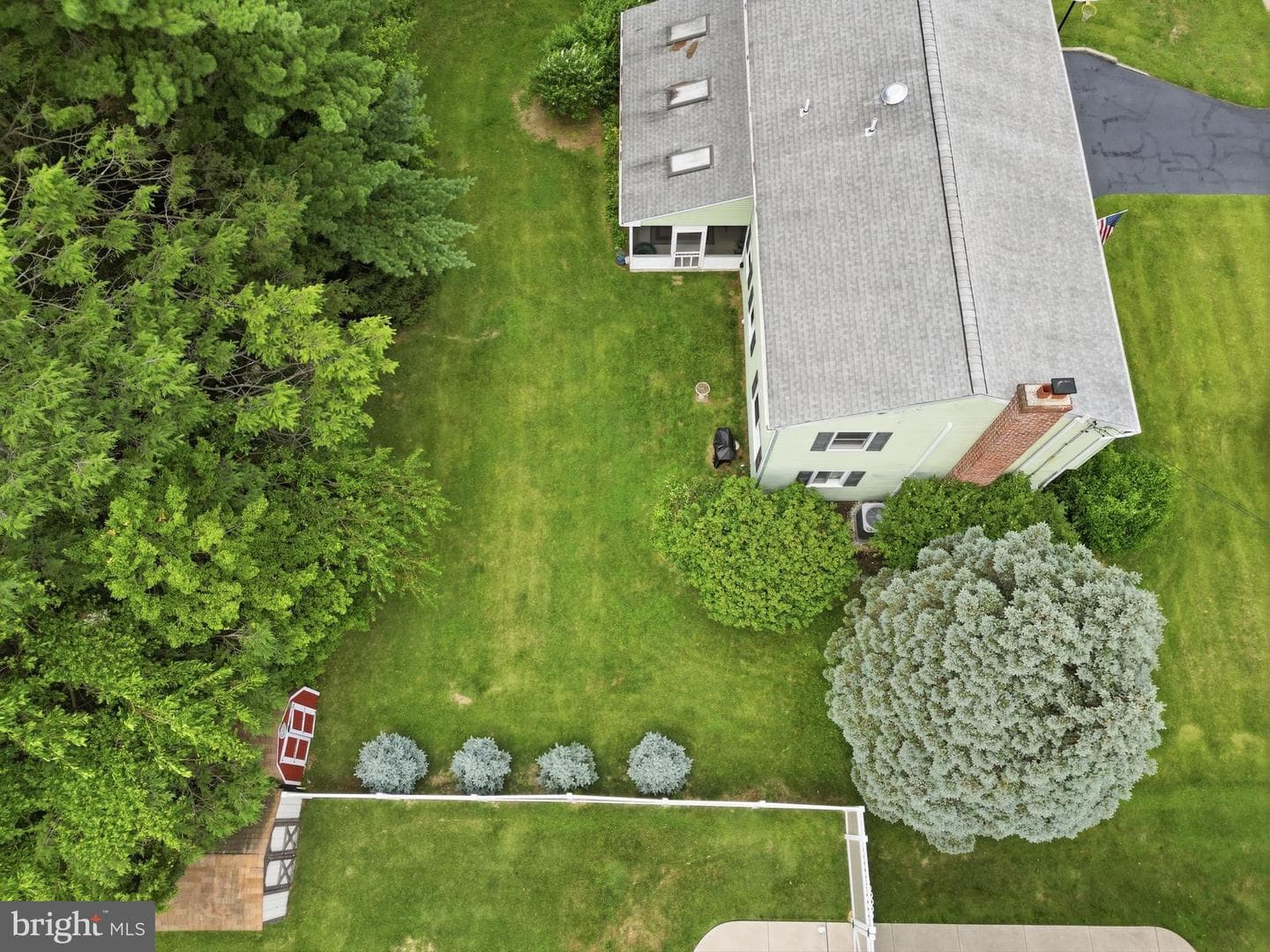 290 Pheasant Run photo 72