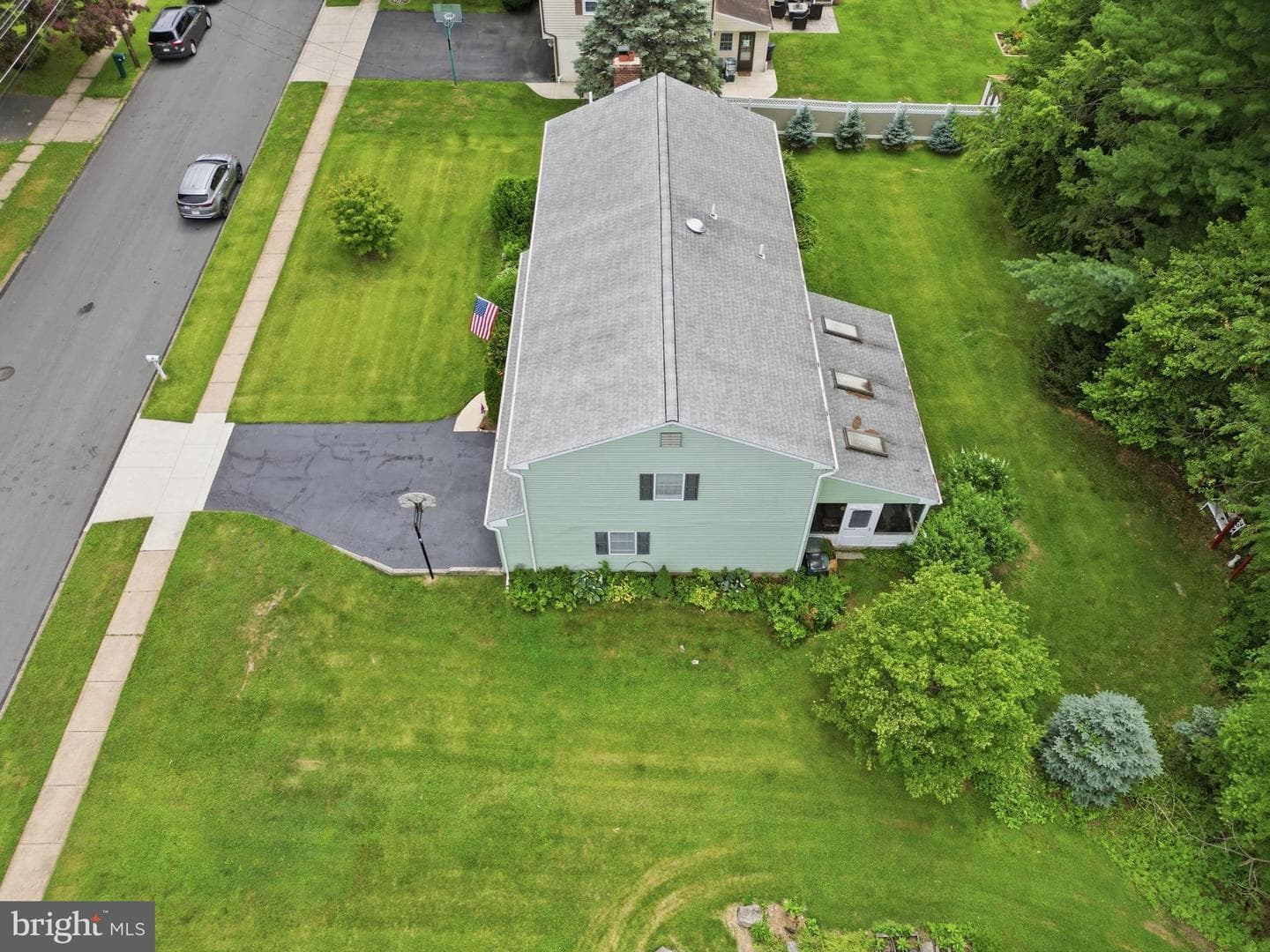 290 Pheasant Run photo 73