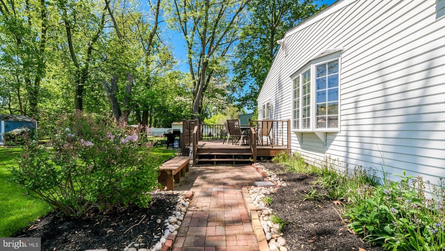 123 Belair Road photo 8