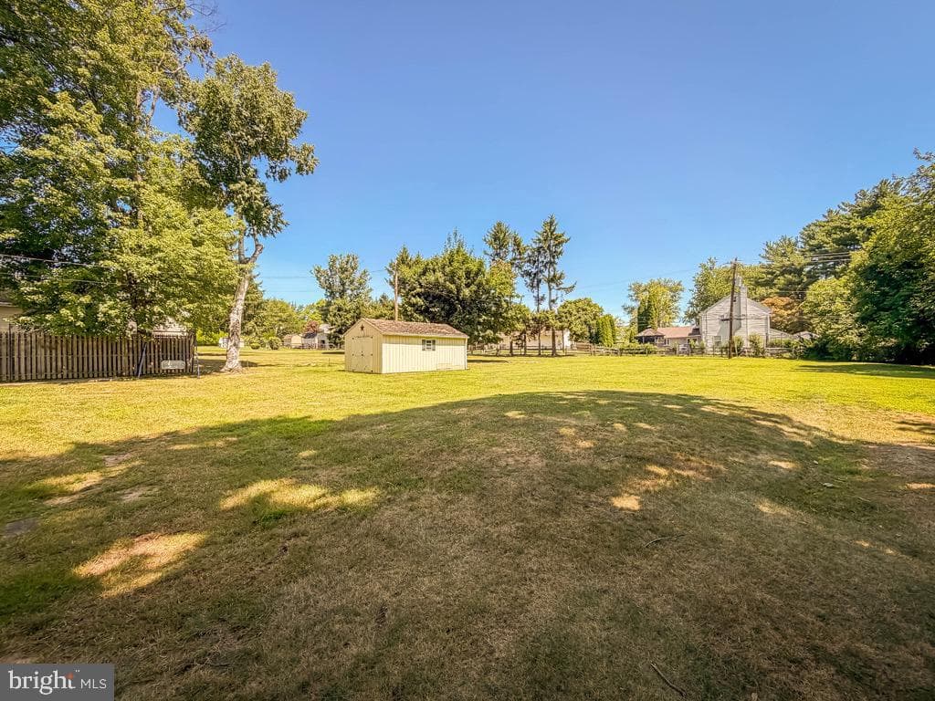 79 Charlotte Avenue photo 44