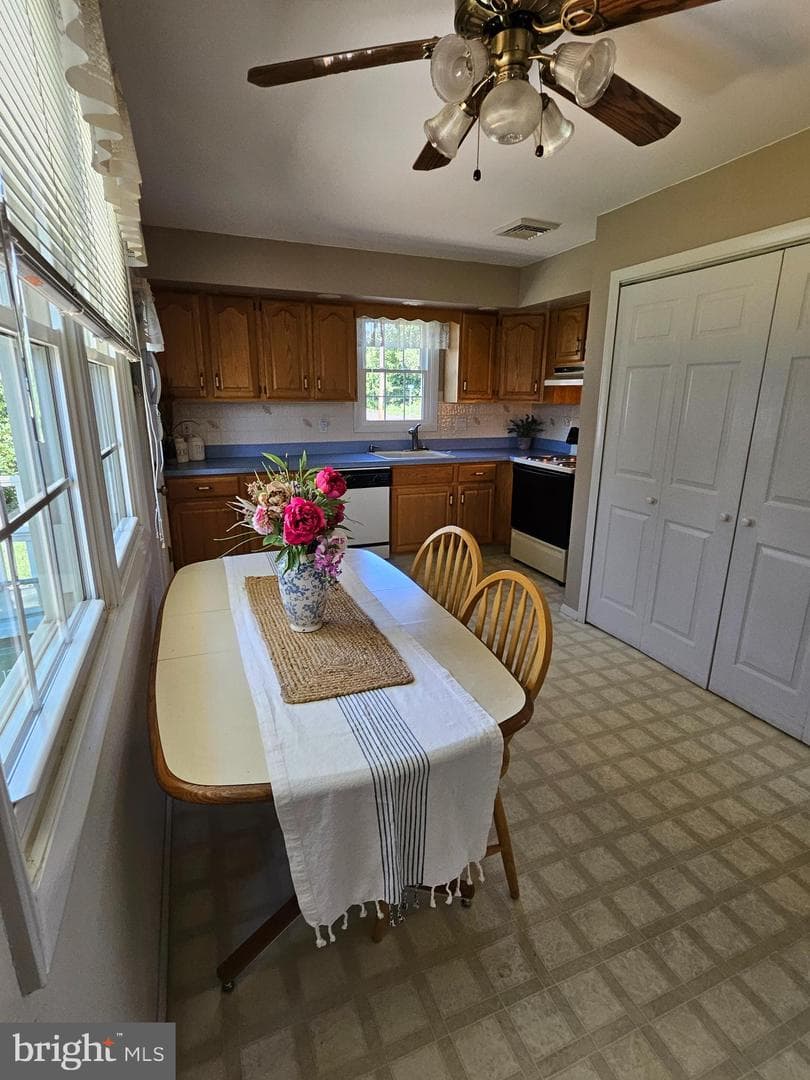 2015 Summit Avenue photo 5