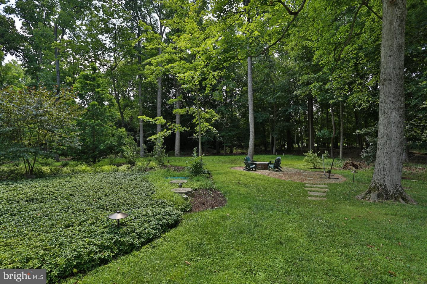 93 Buttonwood Lane photo 38