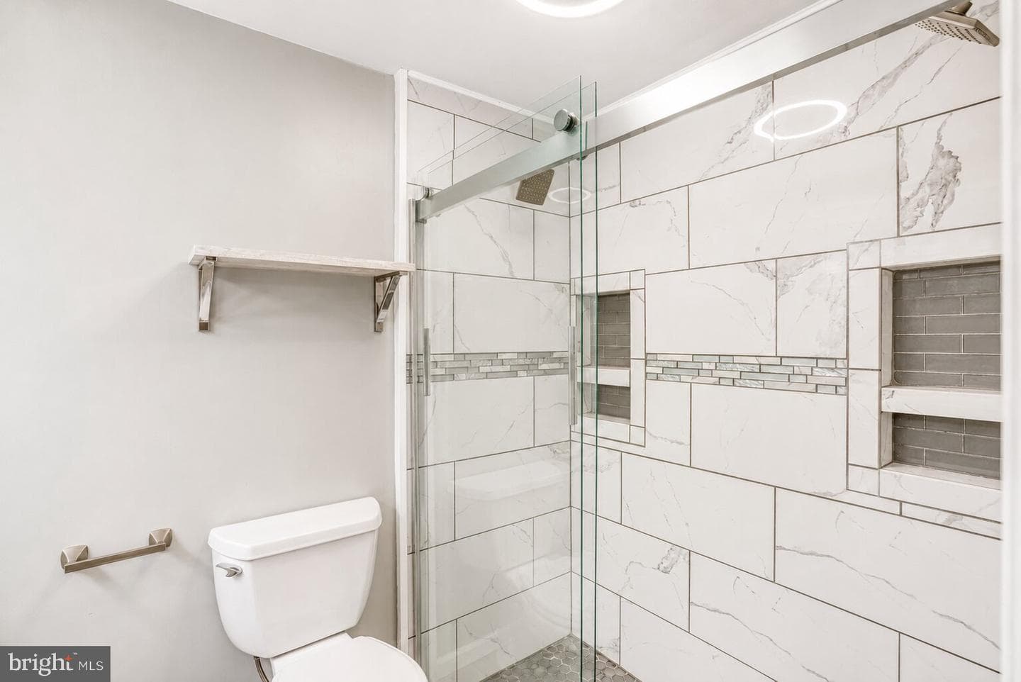 834 Linton Avenue photo 34