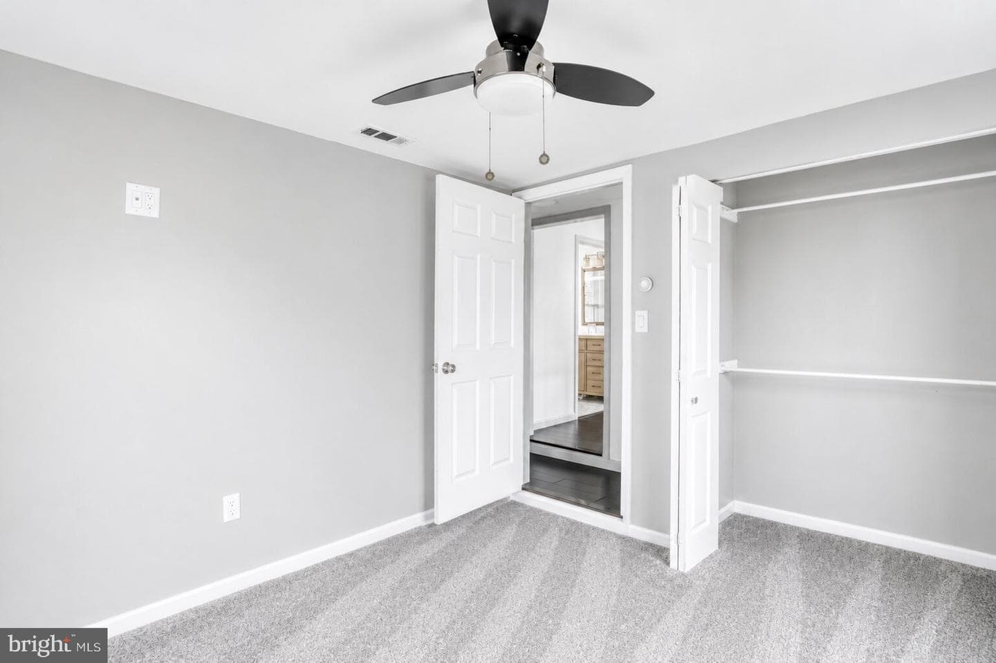 834 Linton Avenue photo 38
