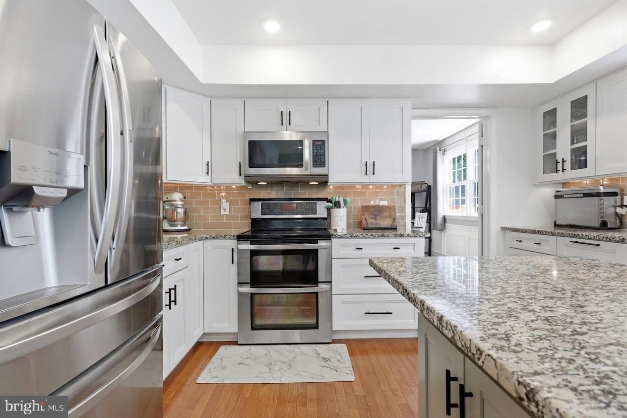 469 Stanford Road photo 13