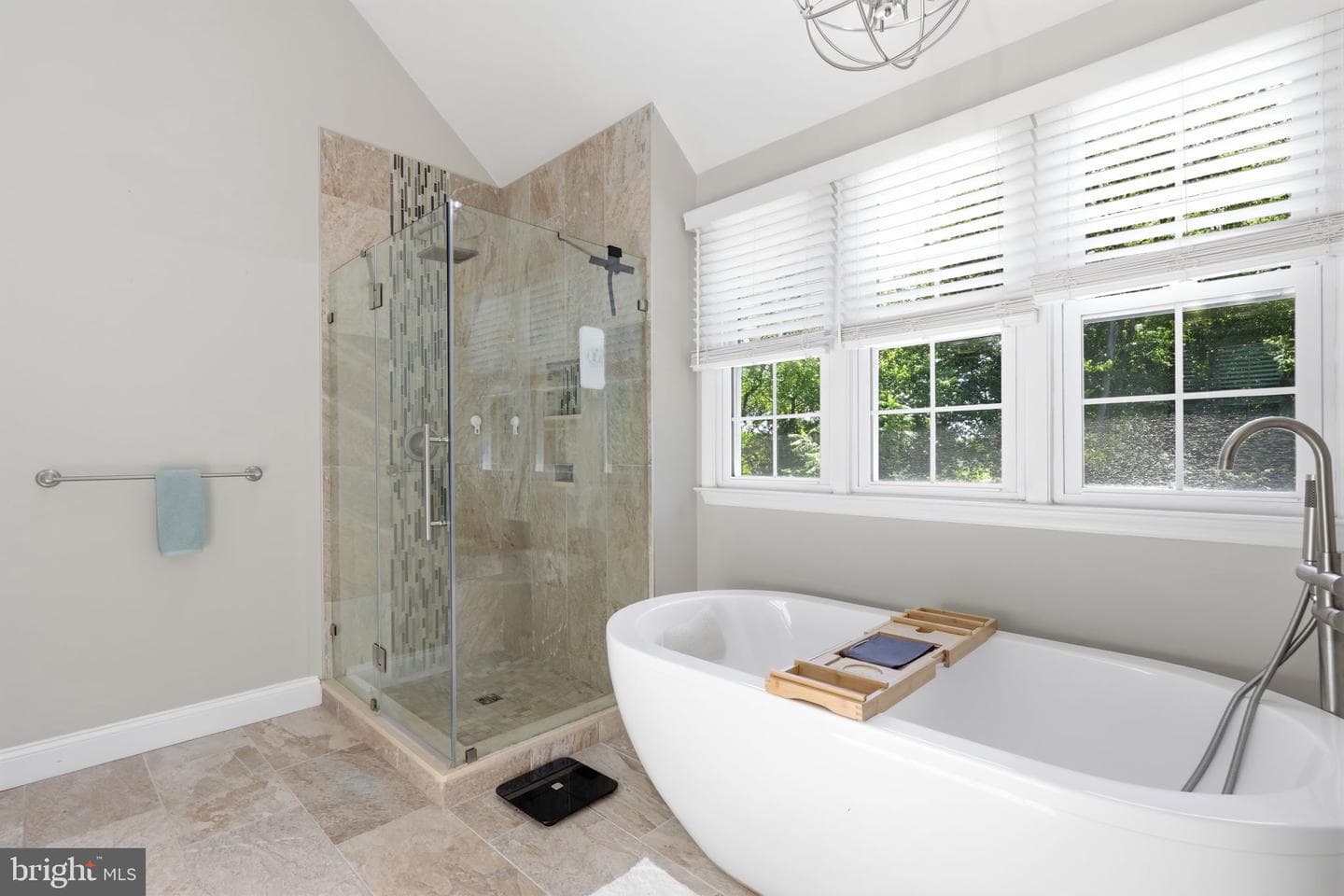 469 Stanford Road photo 27