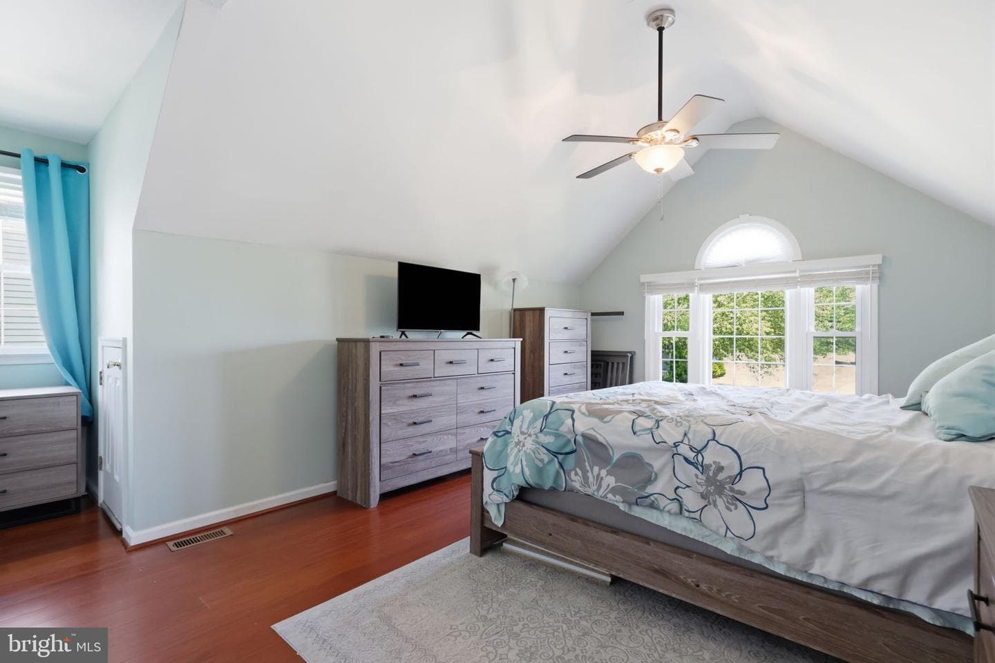 469 Stanford Road photo 31