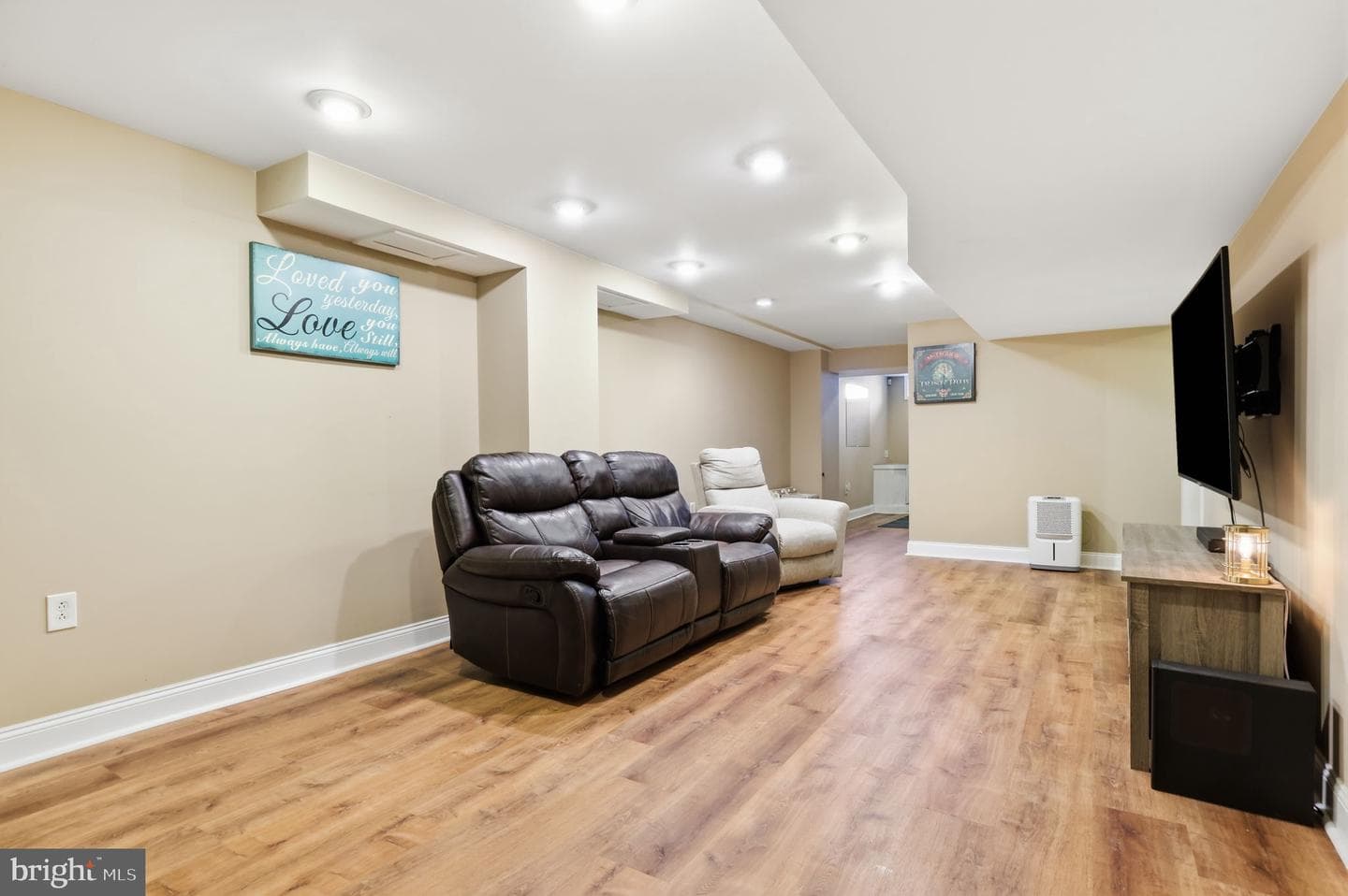 469 Stanford Road photo 40