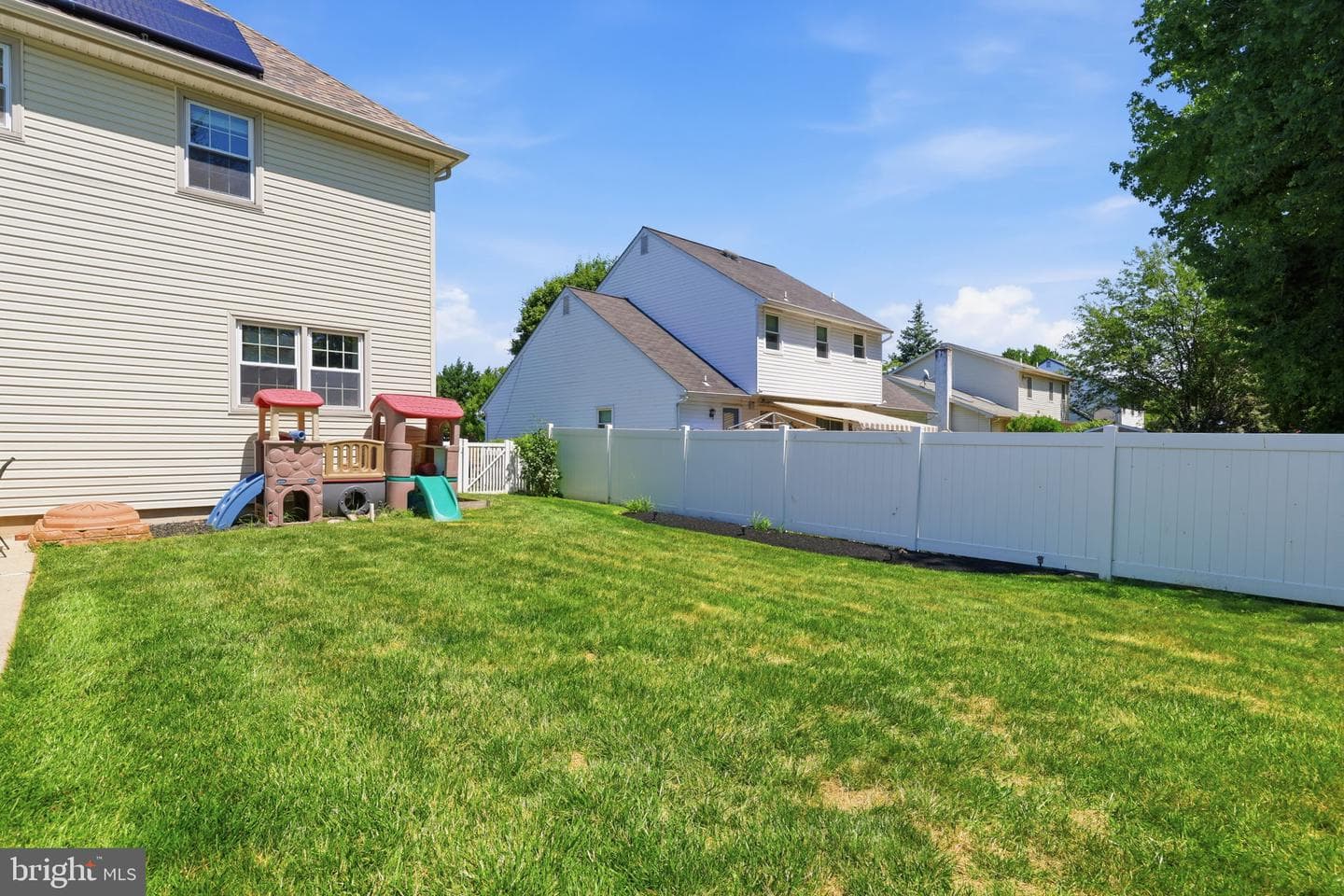 469 Stanford Road photo 53