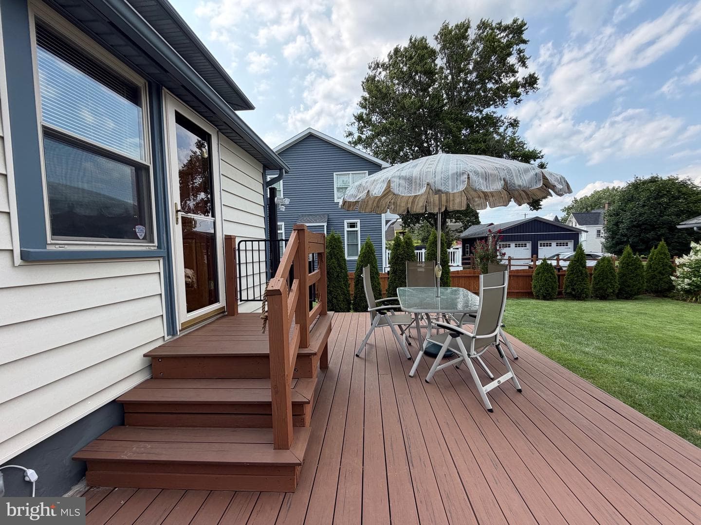 97 Wilson Avenue photo 3