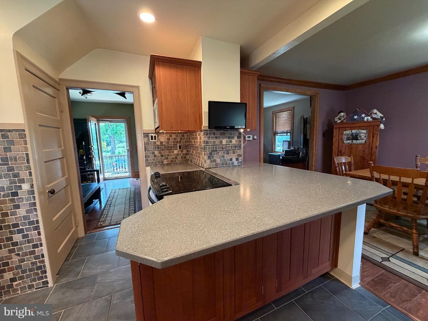97 Wilson Avenue photo 30