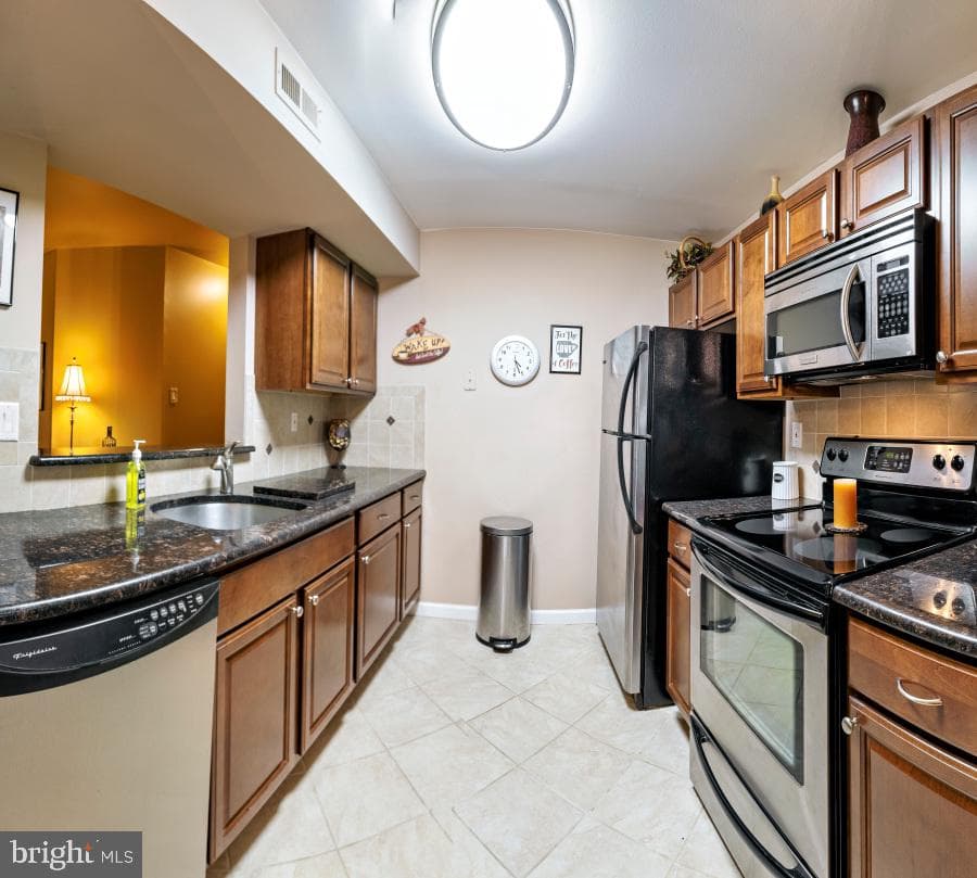 41019 Coopers Place photo 5