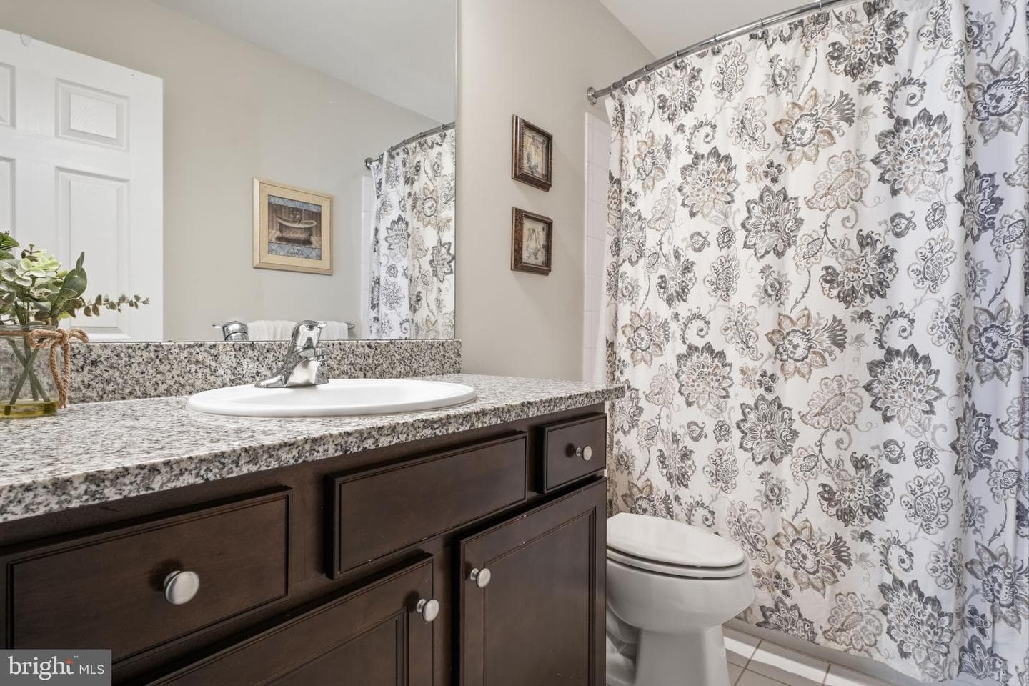 1573 Hickory Lane photo 32