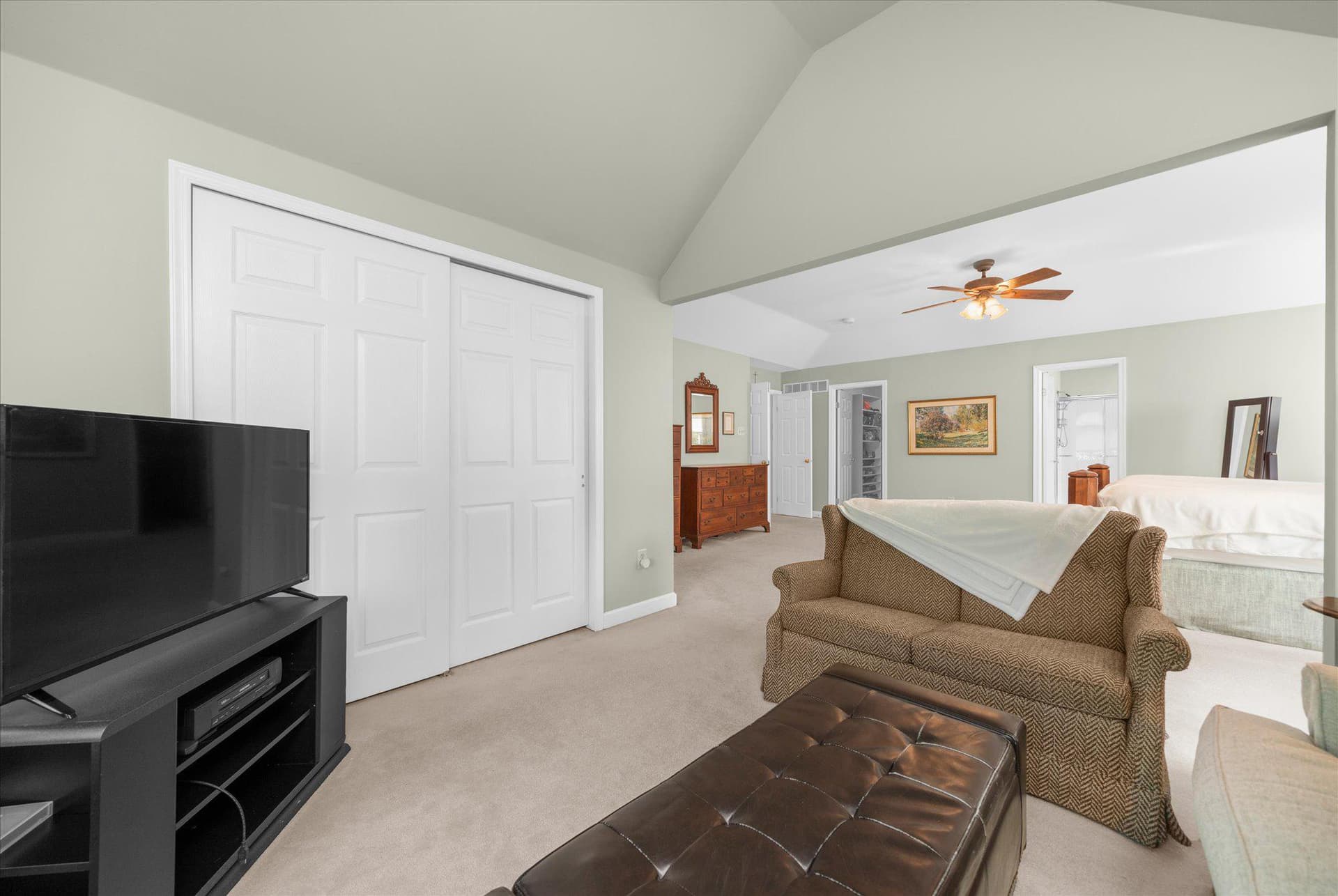 2028 Farmview Drive photo 31
