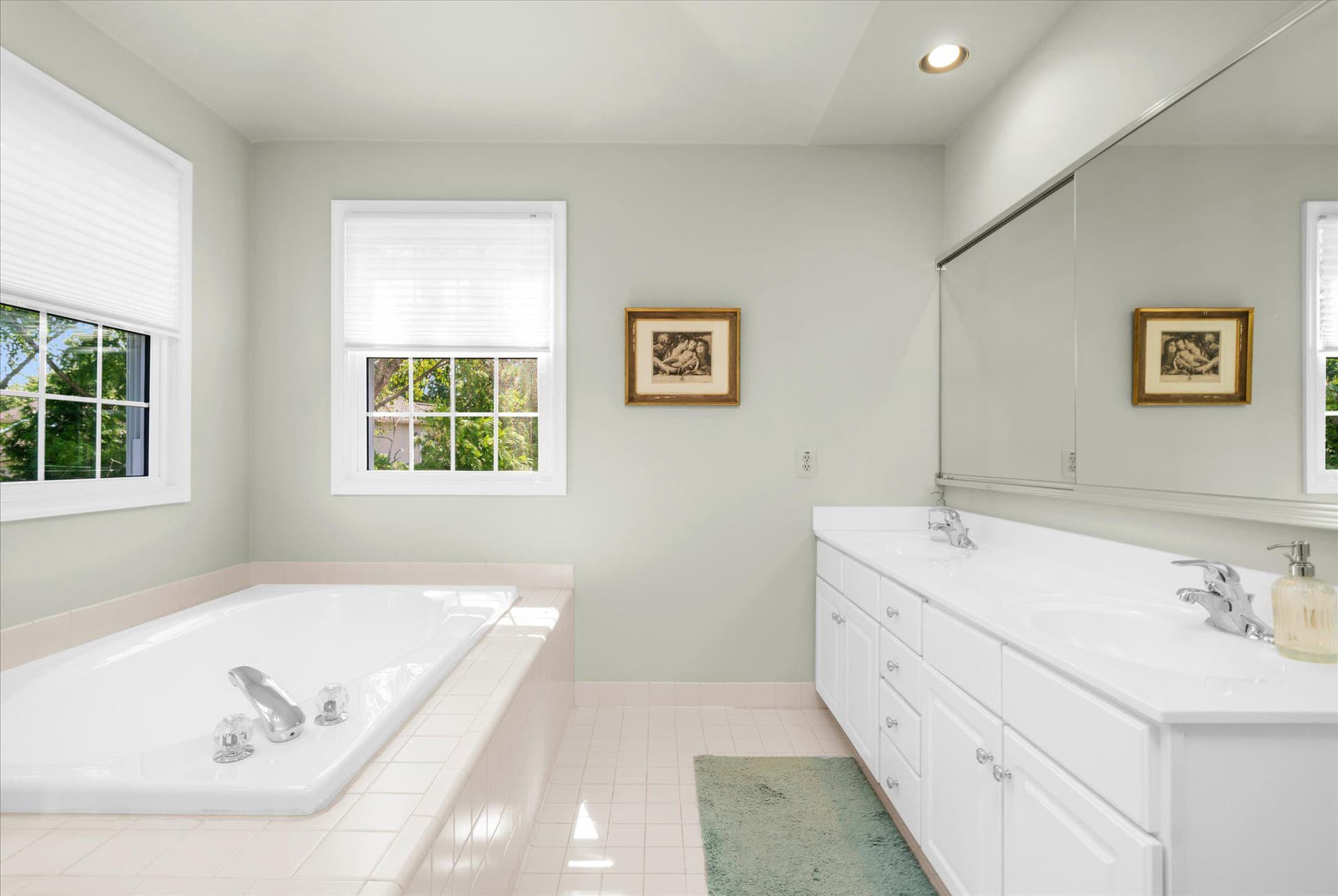 2028 Farmview Drive photo 33