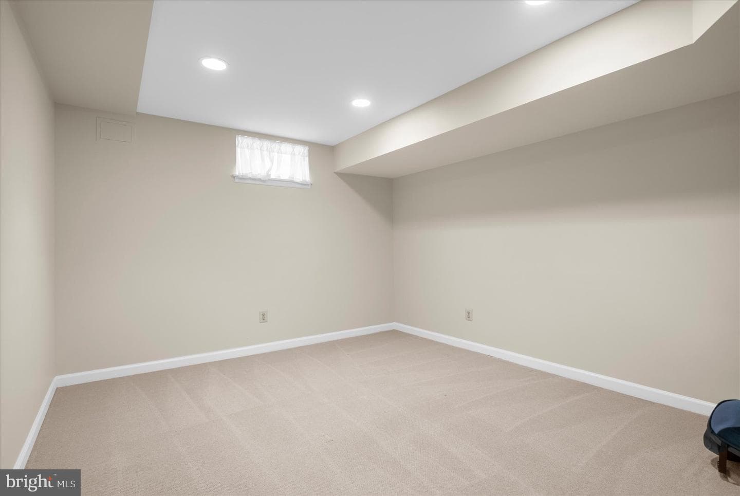 2028 Farmview Drive photo 46