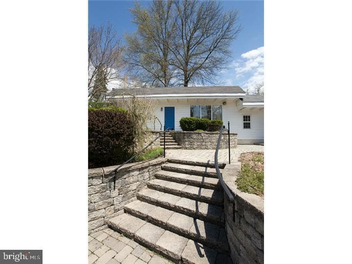 35 Beulah Road photo 28