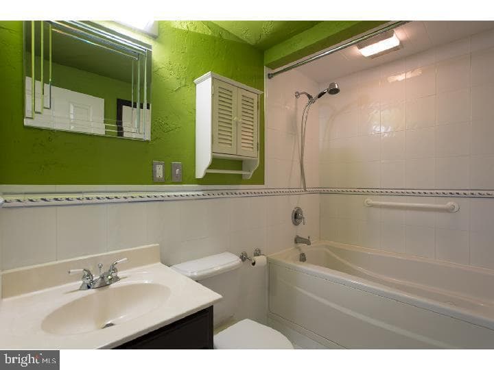 35 Beulah Road photo 39