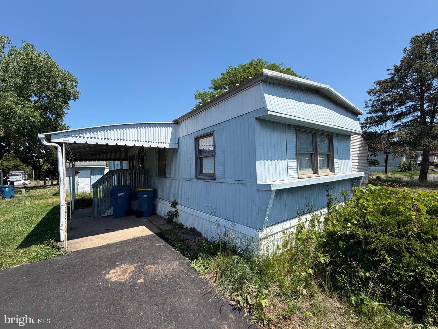 7612 Hunter Drive photo 4