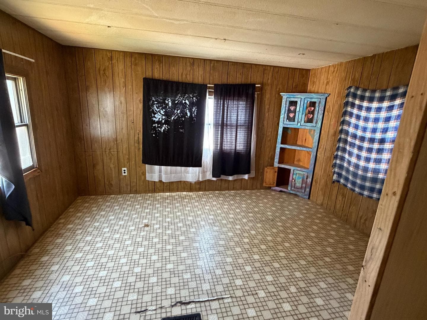 7612 Hunter Drive photo 7