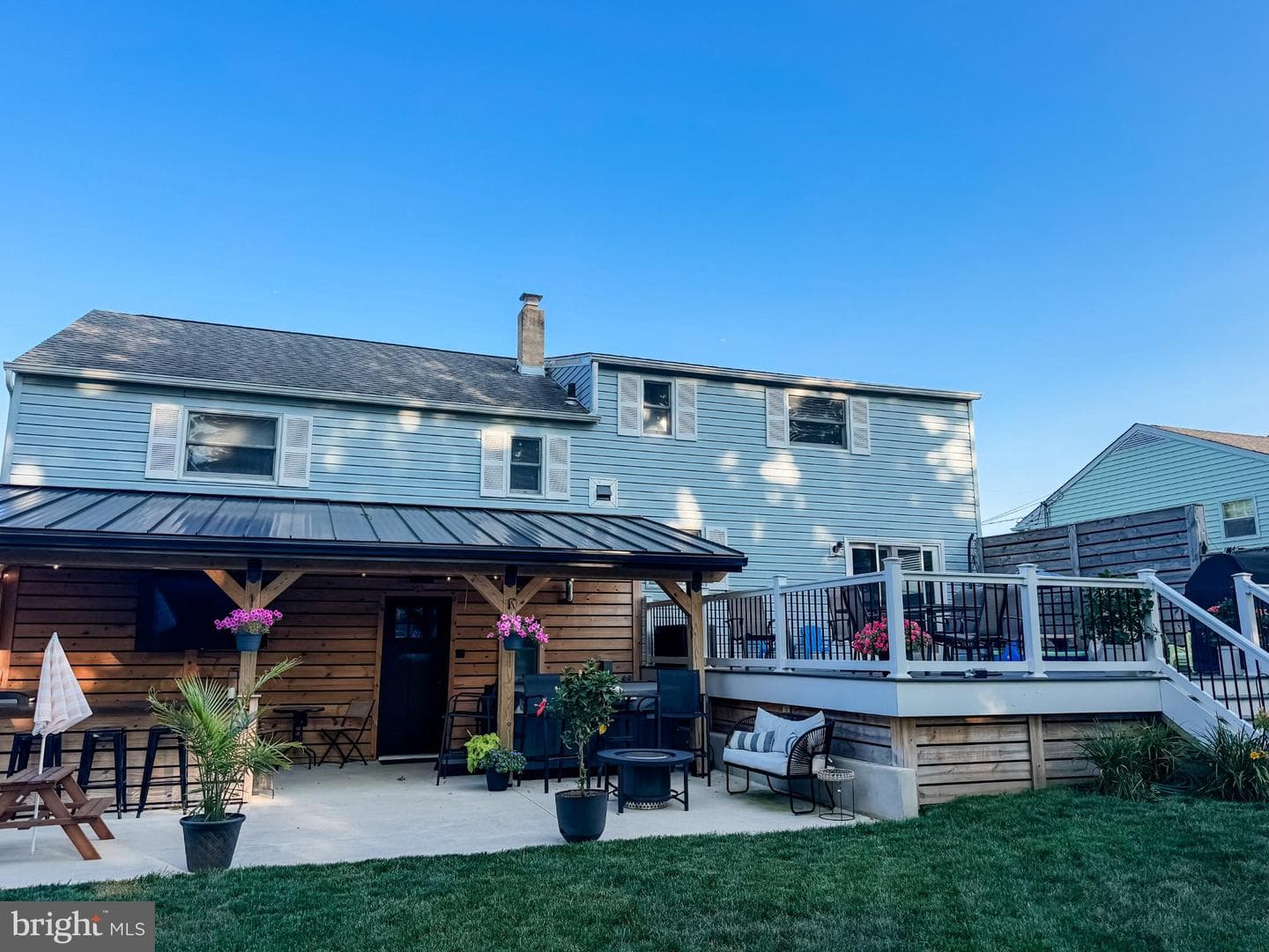 1019 Howard Road photo 2