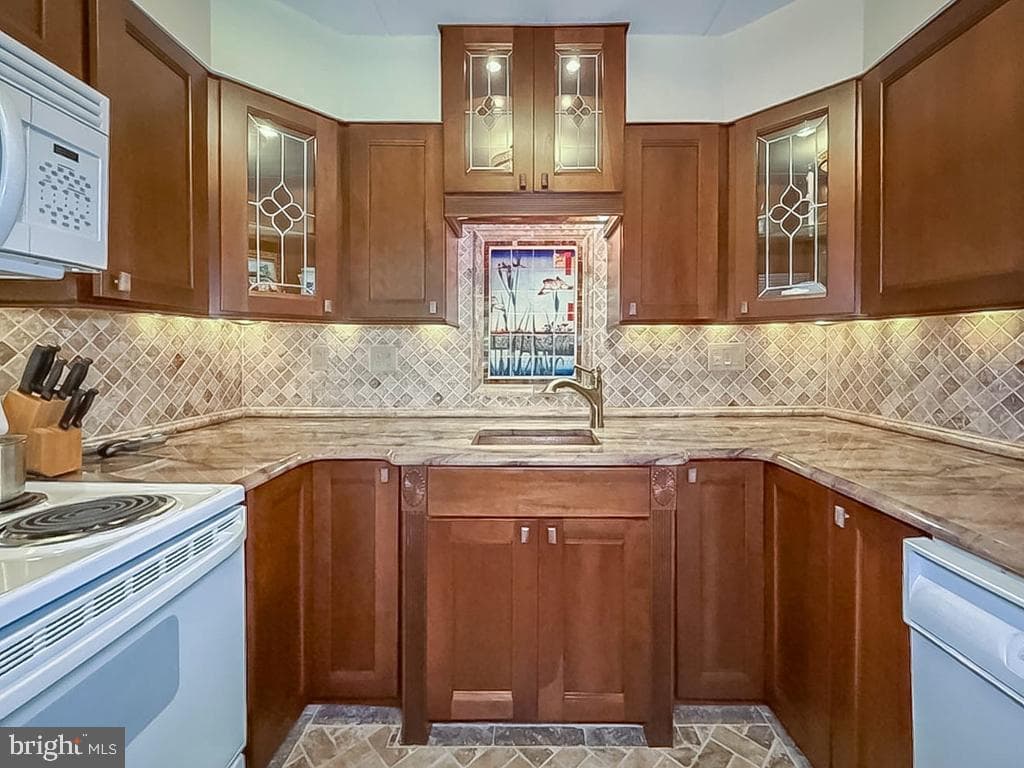 79 Oakridge Drive photo 16