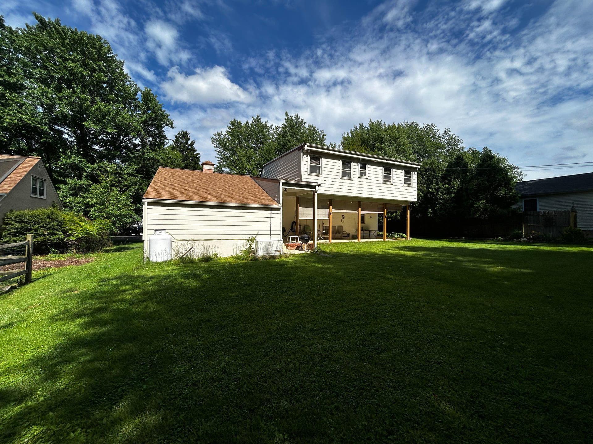 1040 Cherry Lane photo 5