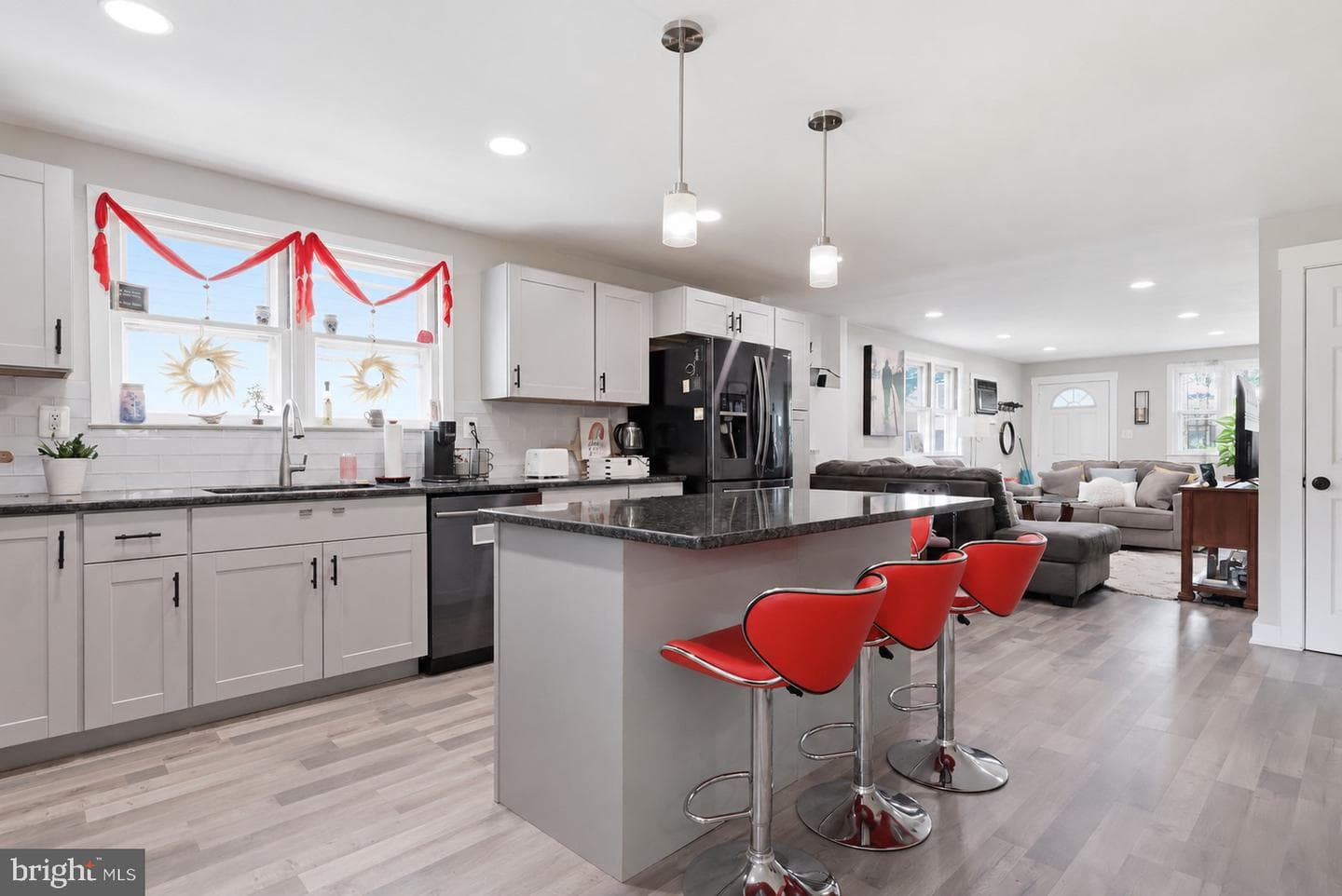 346 Taft Street photo 7