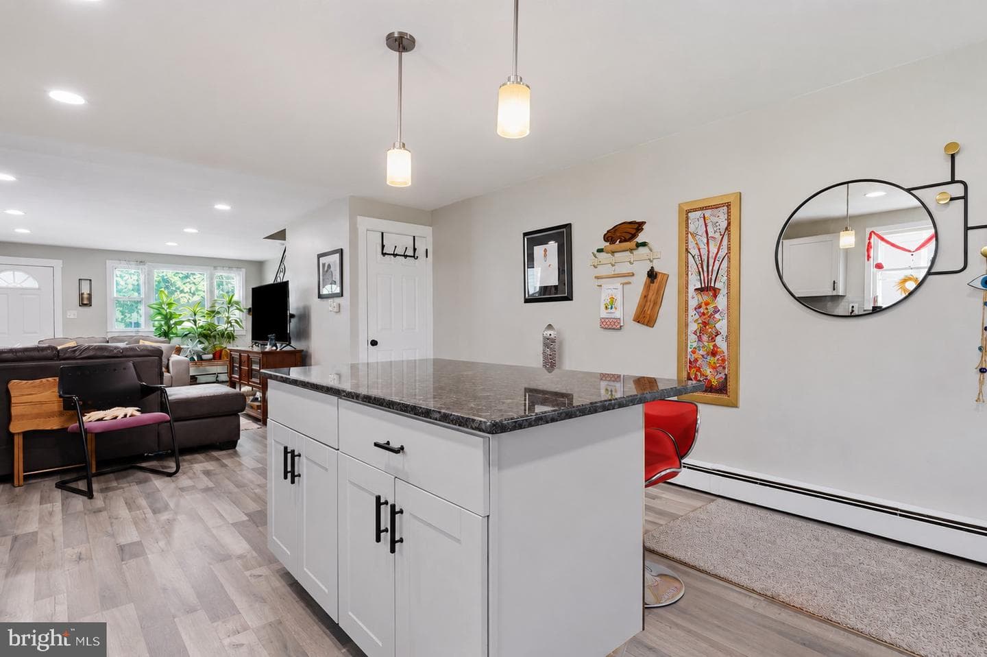 346 Taft Street photo 8