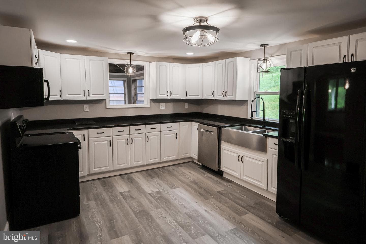 989 Blackhawk Road photo 10