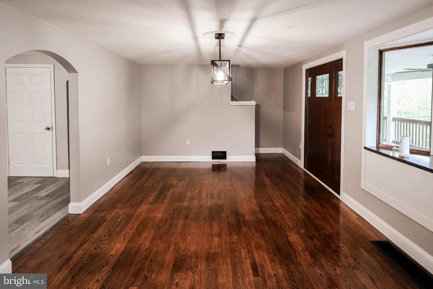 989 Blackhawk Road photo 11