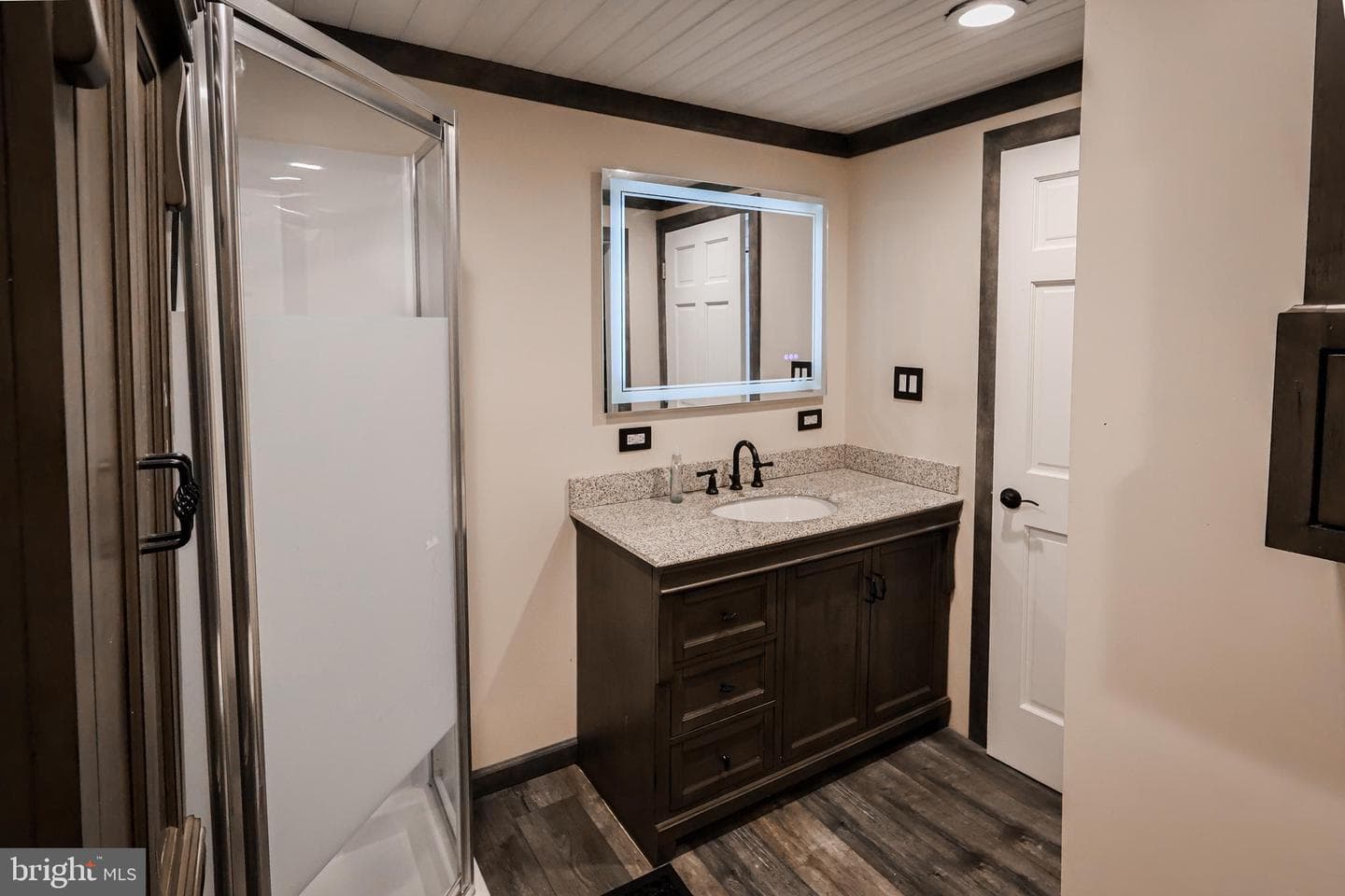 989 Blackhawk Road photo 18