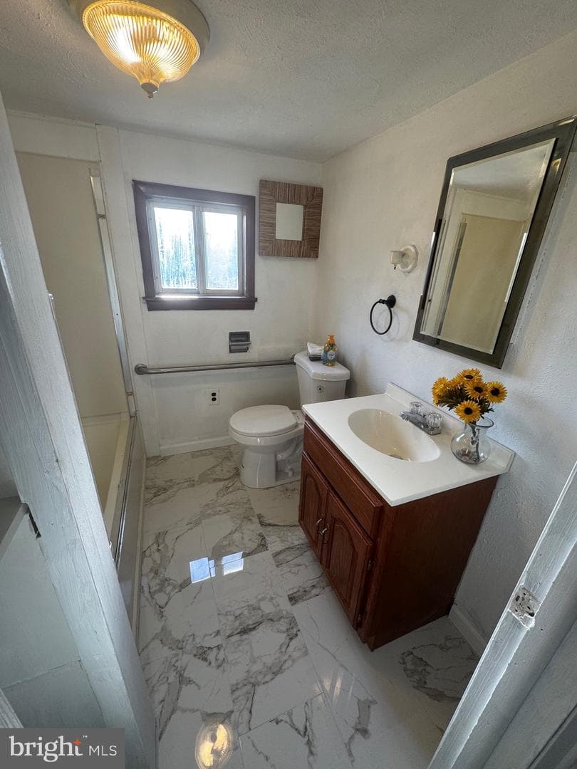 110 Oakland Avenue photo 4