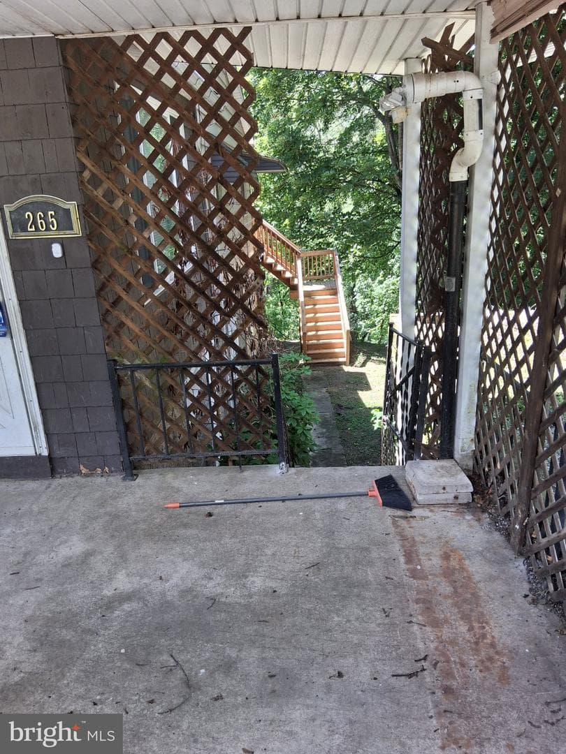 265 View Street photo 4