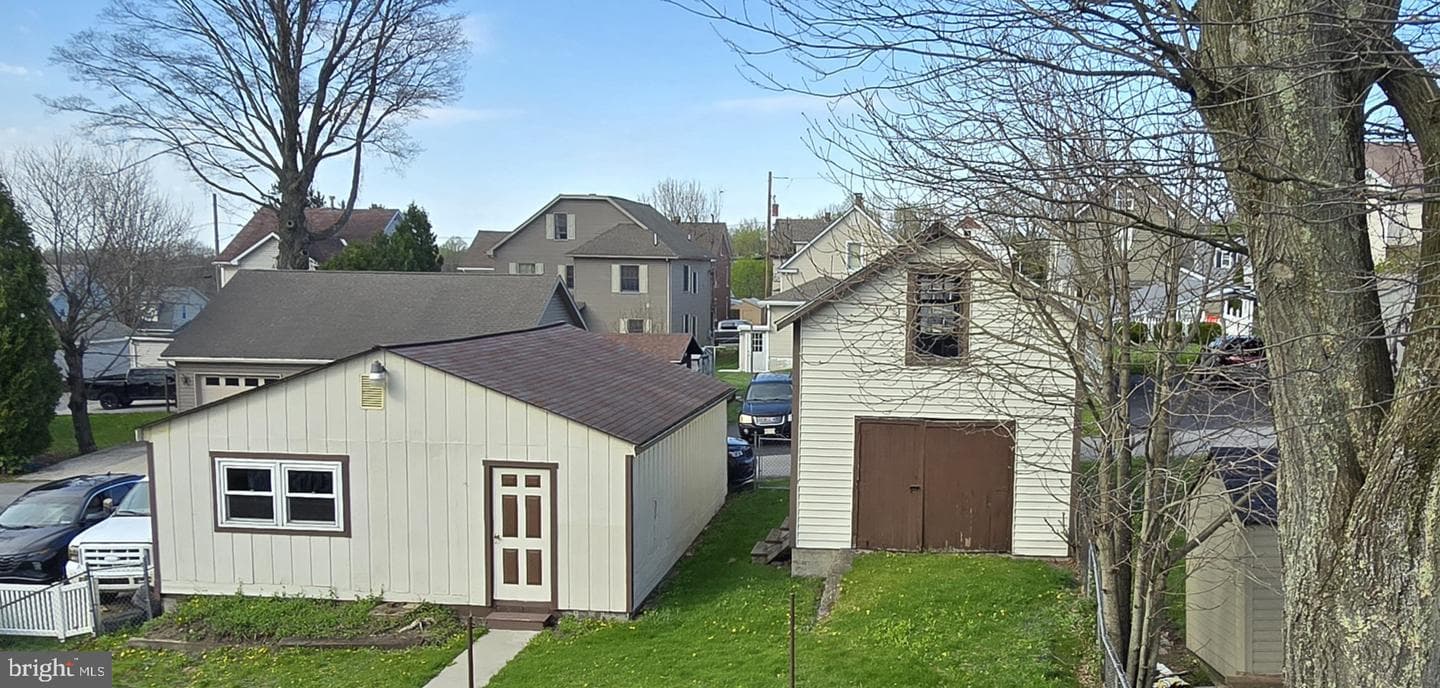 233 Columbus Avenue, Cresson
