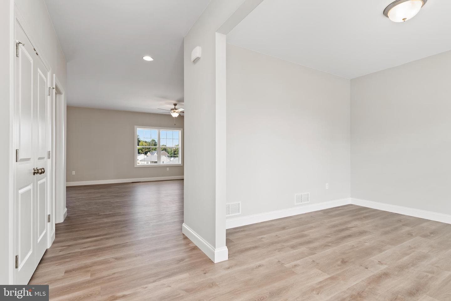 2082 N Autumn Chase Drive N photo 10