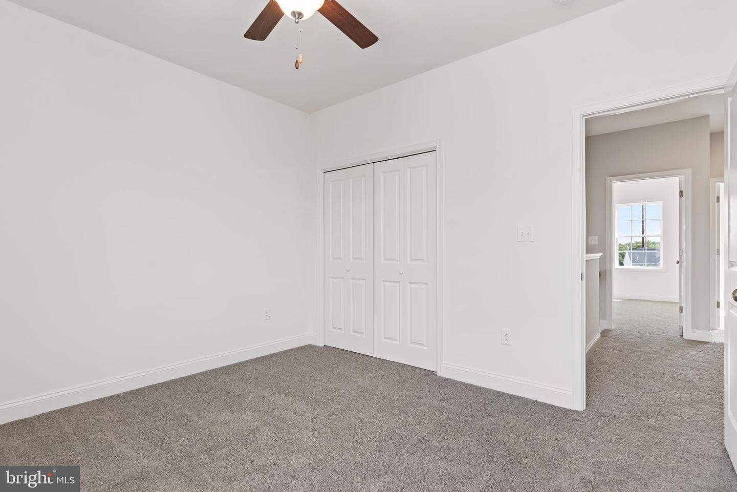 2082 N Autumn Chase Drive N photo 14