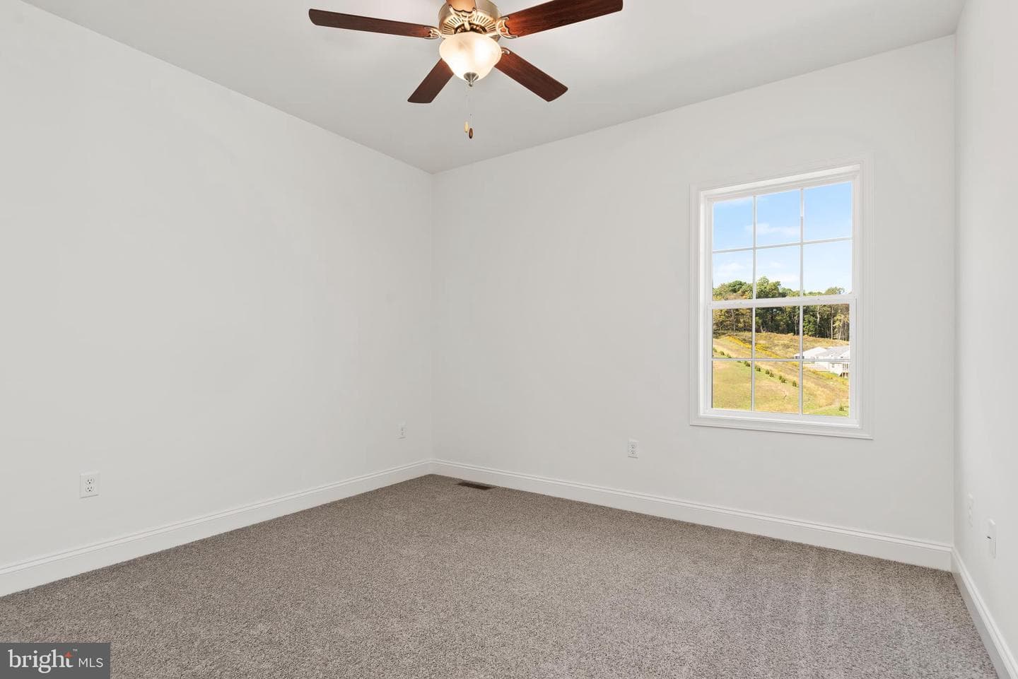 2082 N Autumn Chase Drive N photo 15