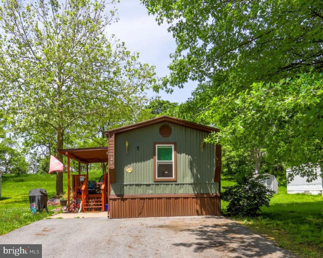 235 Shippensburg Mobile Estates photo 19