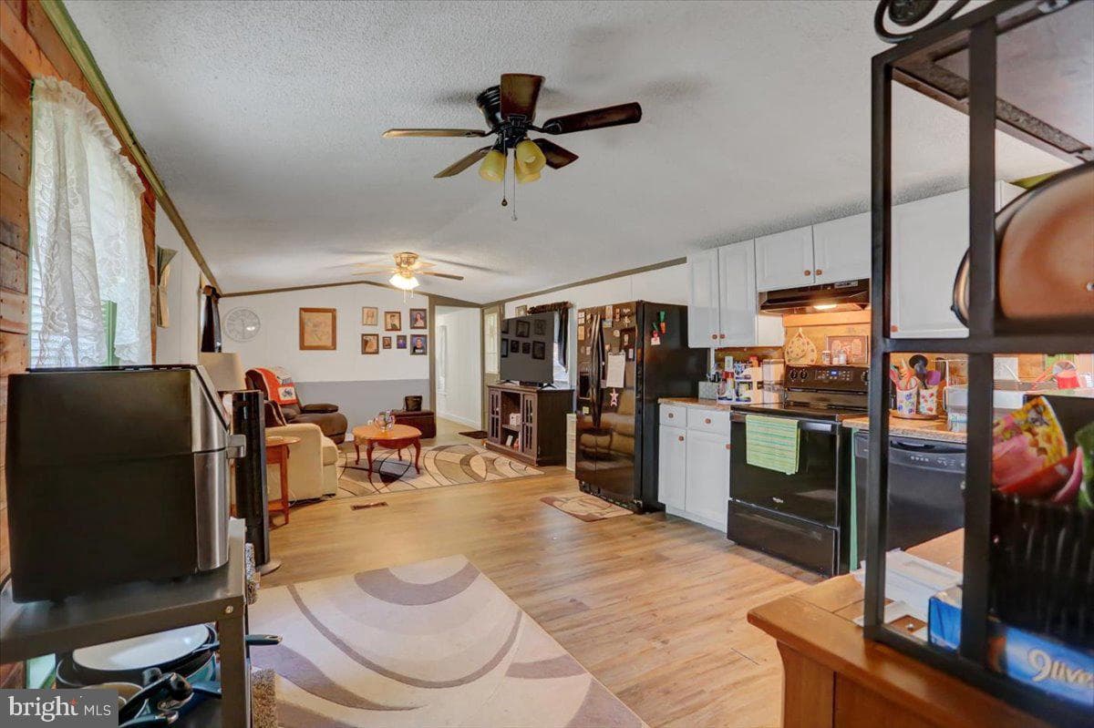 235 Shippensburg Mobile Estates photo 8