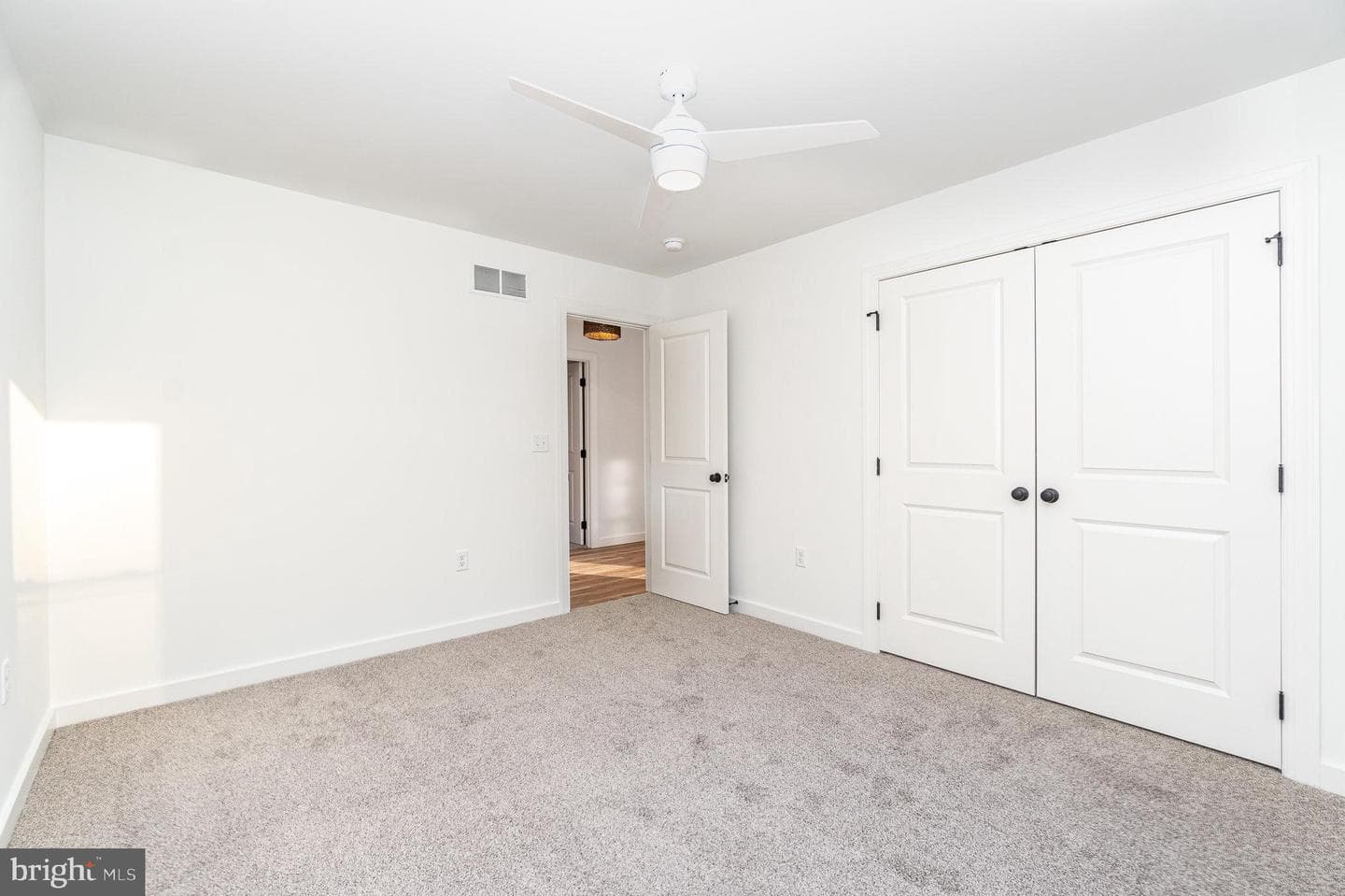 2077 Reservoir Drive photo 17