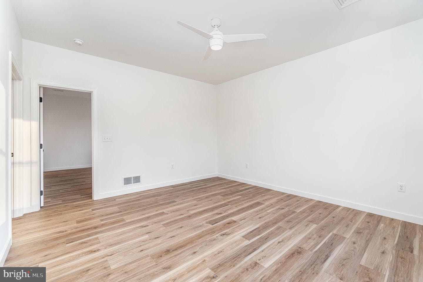 2077 Reservoir Drive photo 20