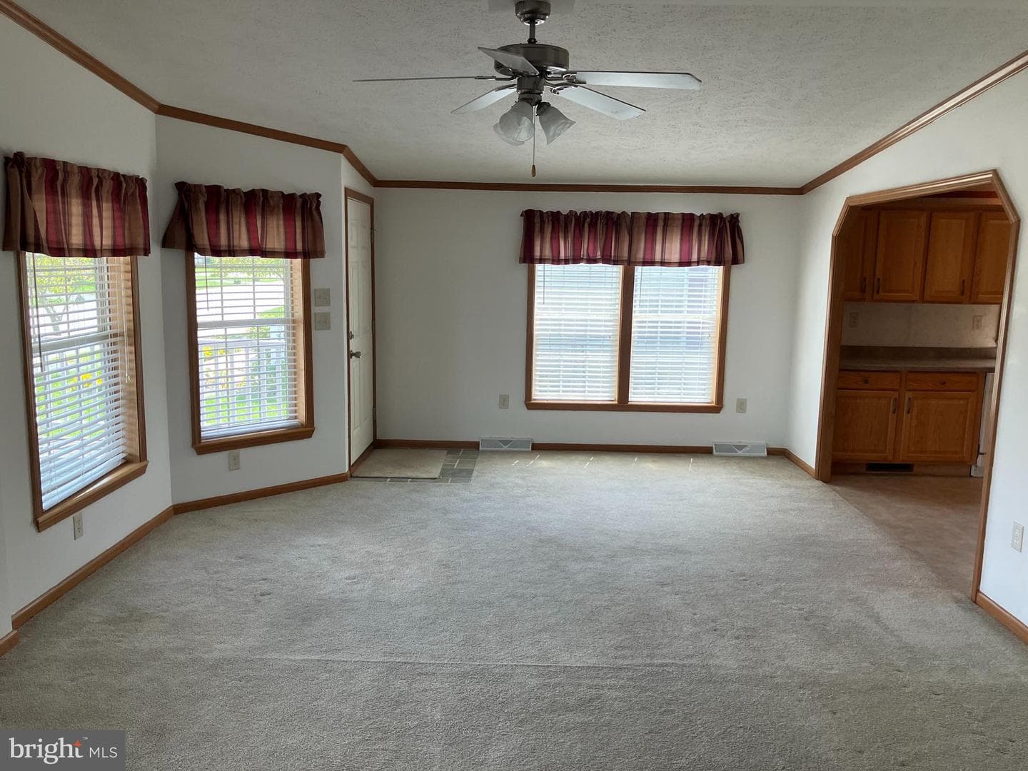 4 Crandle Drive photo 14