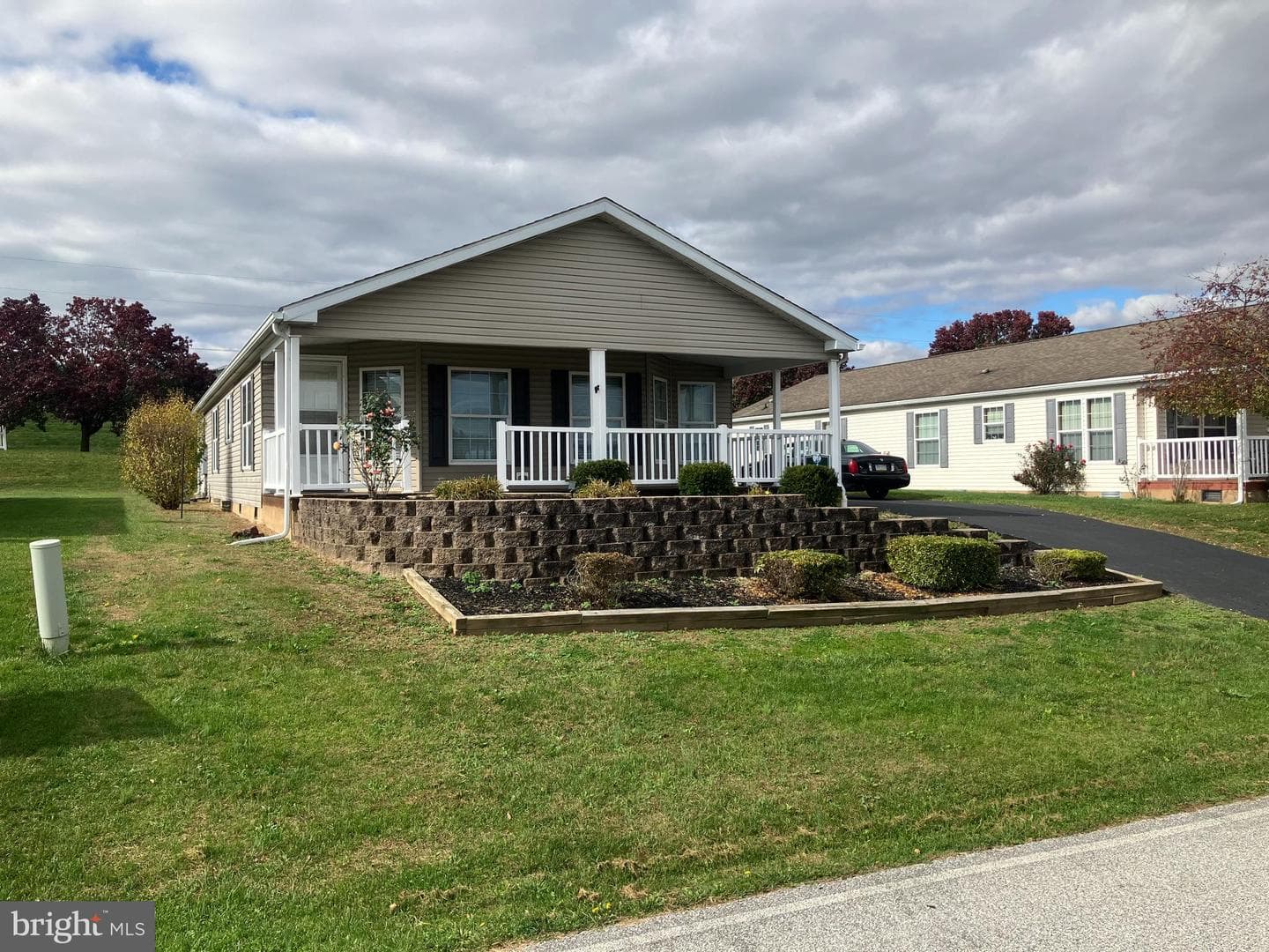 4 Crandle Drive photo 3