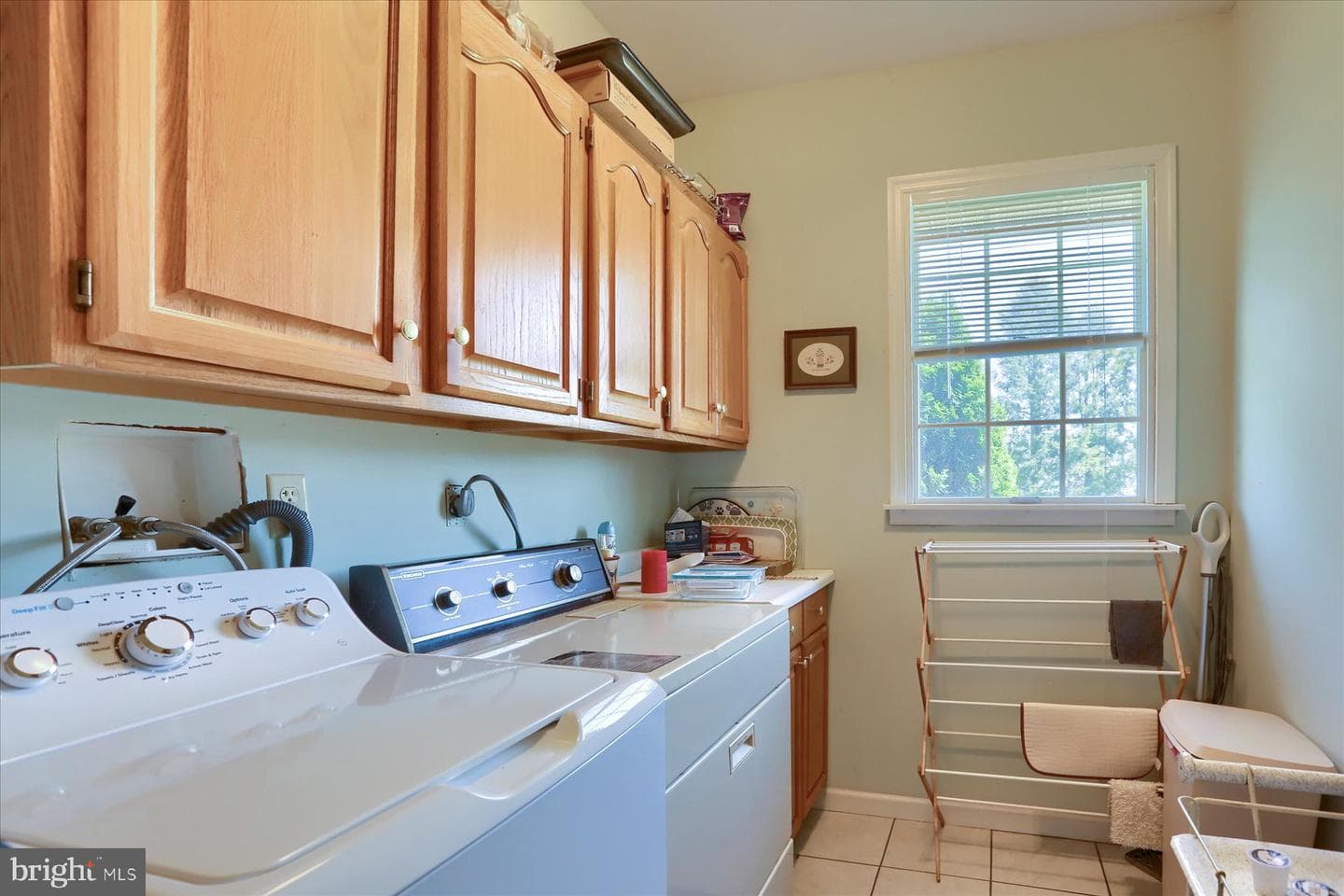 11 E Harmon Drive photo 23