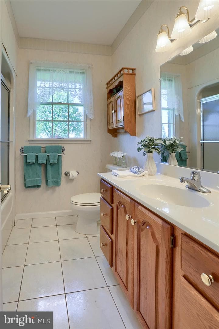 11 E Harmon Drive photo 31