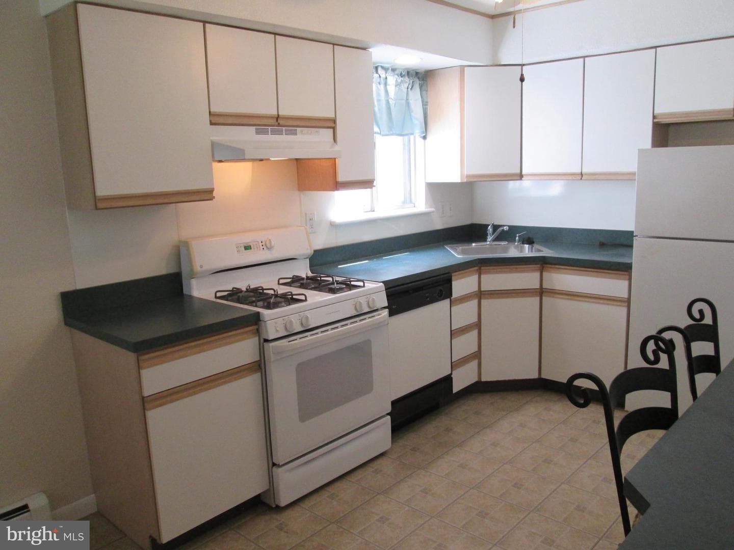 638 Erford Road photo 12