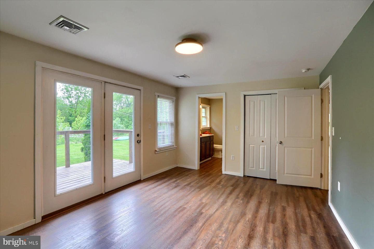 530 Muskrat Landing photo 10