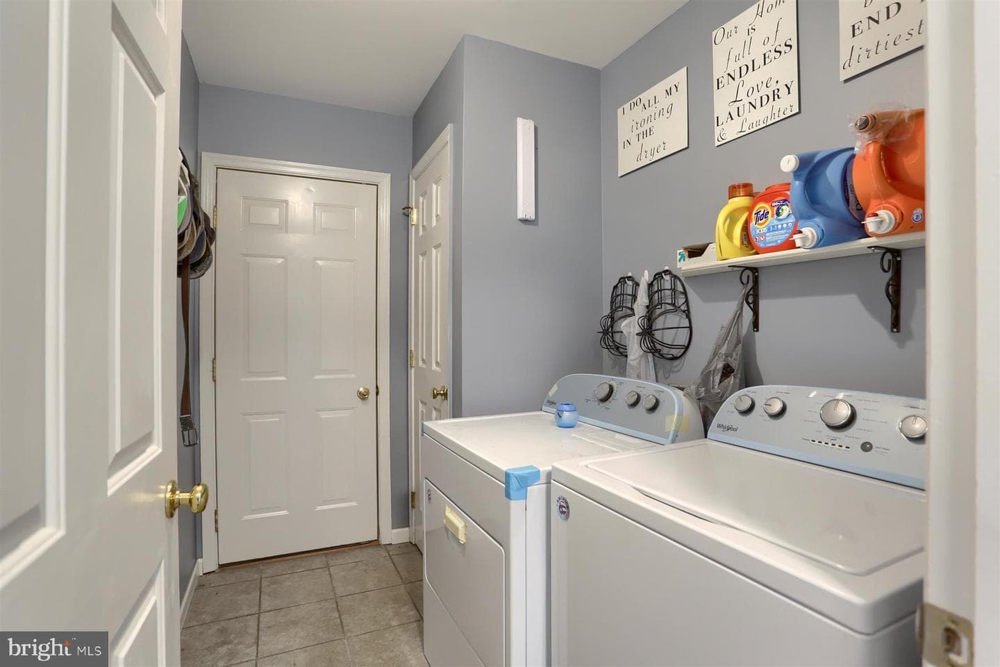 192 Lawrence Lane photo 11