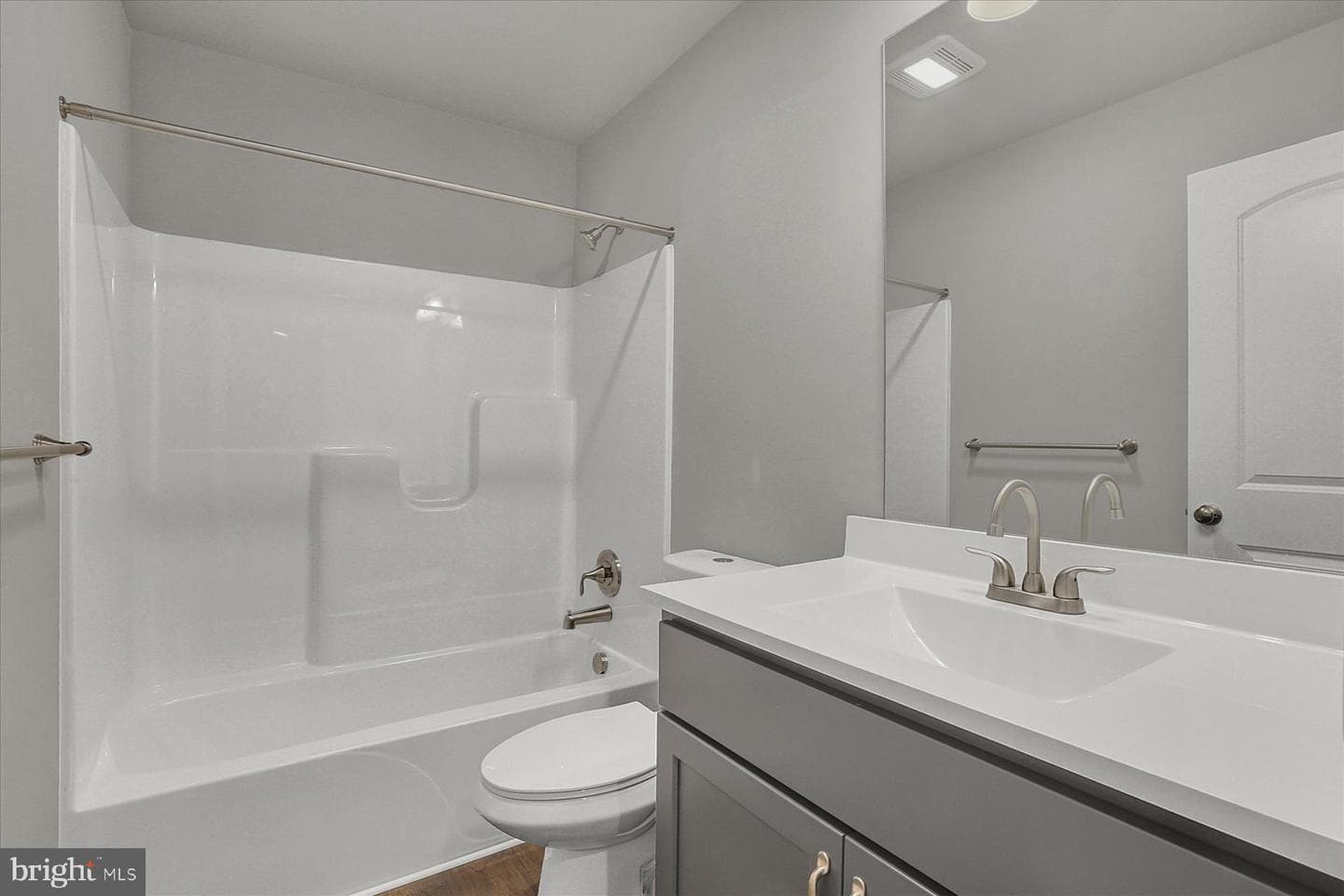 225 Westgate Drive photo 20